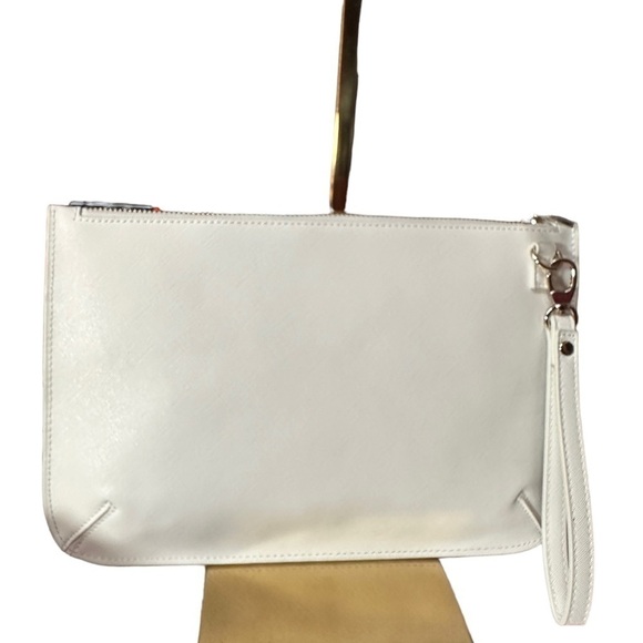 White House Black Market White Floral Clutch /Wristlet with Chrome Hardware - Picture 9 of 12